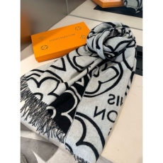 Louis Vuitton Scarf